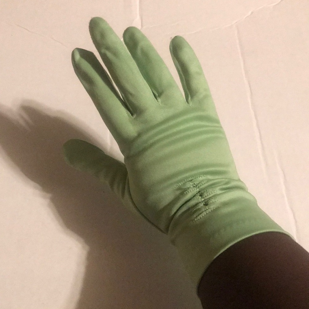 Vintage gloves